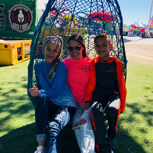 Meet your Posher, Bailey - Picture 1 of 1